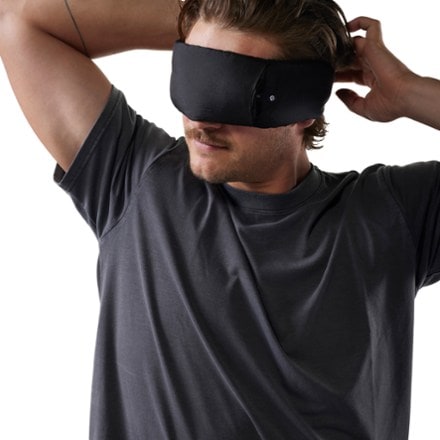 Matador Blackout Sleep Mask and Earplugs 7