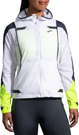 Brooks Run Visible Convertible Jacket - Women's 1