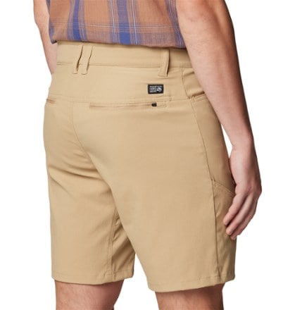 Mountain Hardwear Hardwear AP Active Shorts - Men's 7" Inseam 5