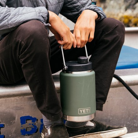 Yeti Rambler Beverage Bucket Review 2023