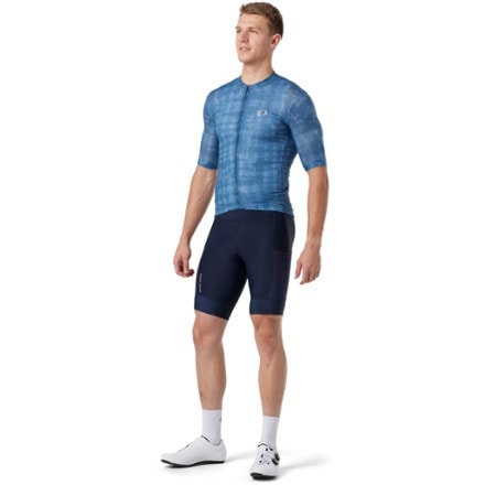 PEARL iZUMi Expedition Cycling Shorts - Men's 3