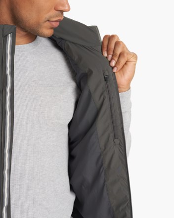 Vuori Meysan Down Vest - Men's 5