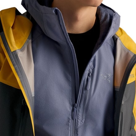 Arc'teryx Delta Hybrid Hoody - Men's 7
