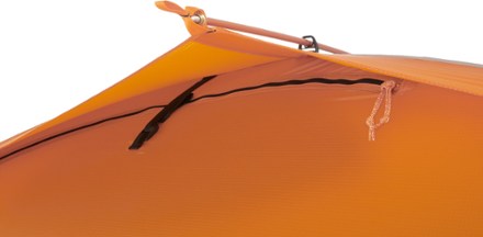 dual airlift rainfly vent channel (Deep Blush/Abyss)