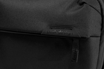 Peak Design Everyday Sling Bag V2 5
