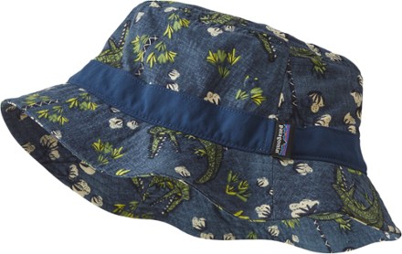wavefarer bucket hat