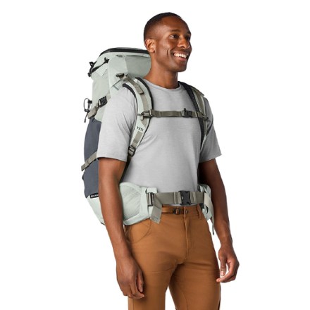 YETI Skala 50 L Pack - Men's 4