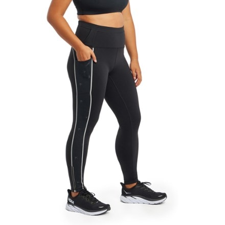 Oiselle Glow Tights - Women's 2