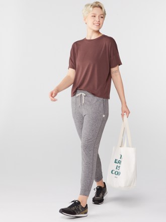 Vuori Performance Jogger Pants - Women's 3