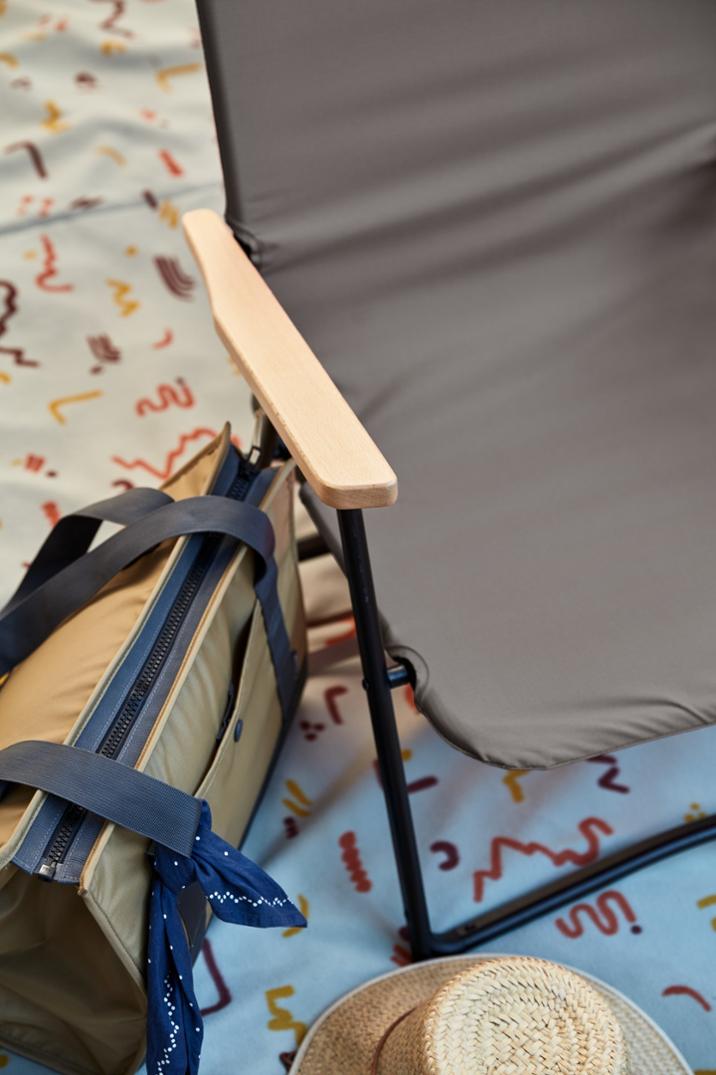 Location Image for Outward Low Lawn Chair