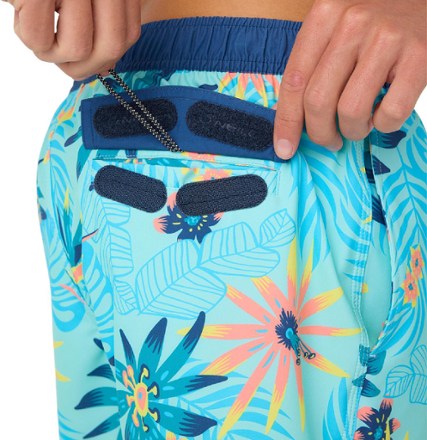 O'Neill Hermosa Elastic Waist Lined 17" Swim Trunks - Men's 5