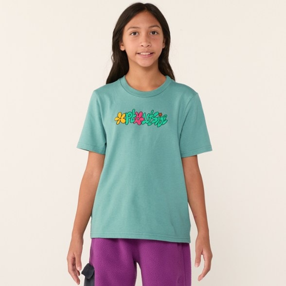 Model info: Height: 4' 7" | Waist: 22" | Wearing size: M Kids