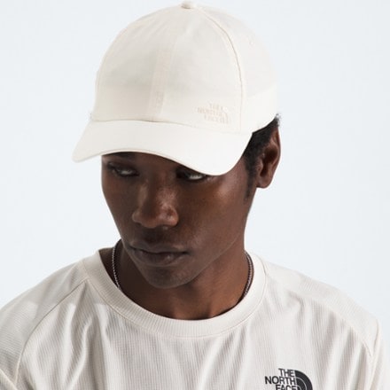 The North Face Never Stop Hat 1