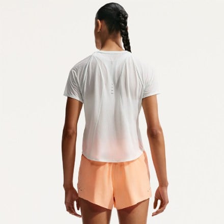 Nike Swift Breathe Dri-FIT T-Shirt - Women's 1