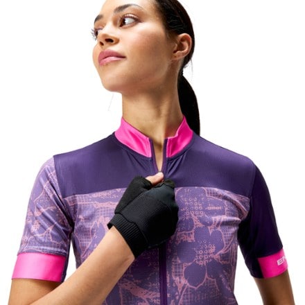 Endura FS260 Floral Print Cycling Jersey - Women's 3