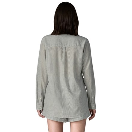 Patagonia Lightweight A/C Button-Down Shirt - Women's 2