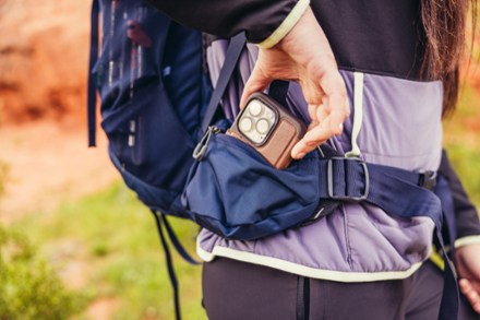 Location Image for Amber 68 Pack - Women's