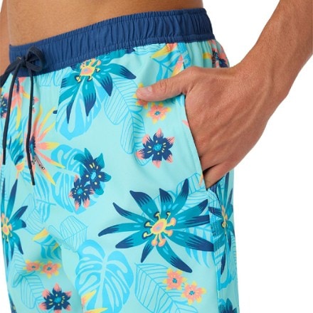 O'Neill Hermosa Elastic Waist Lined 17" Swim Trunks - Men's 4