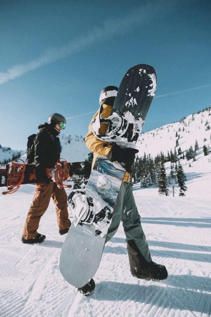 Location Image for Dream Weaver Snowboard - Women's - 2024/2025