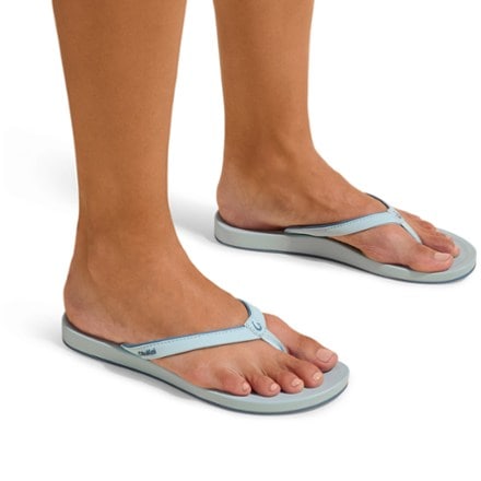 OluKai Uiki Flip-Flops - Women's 6
