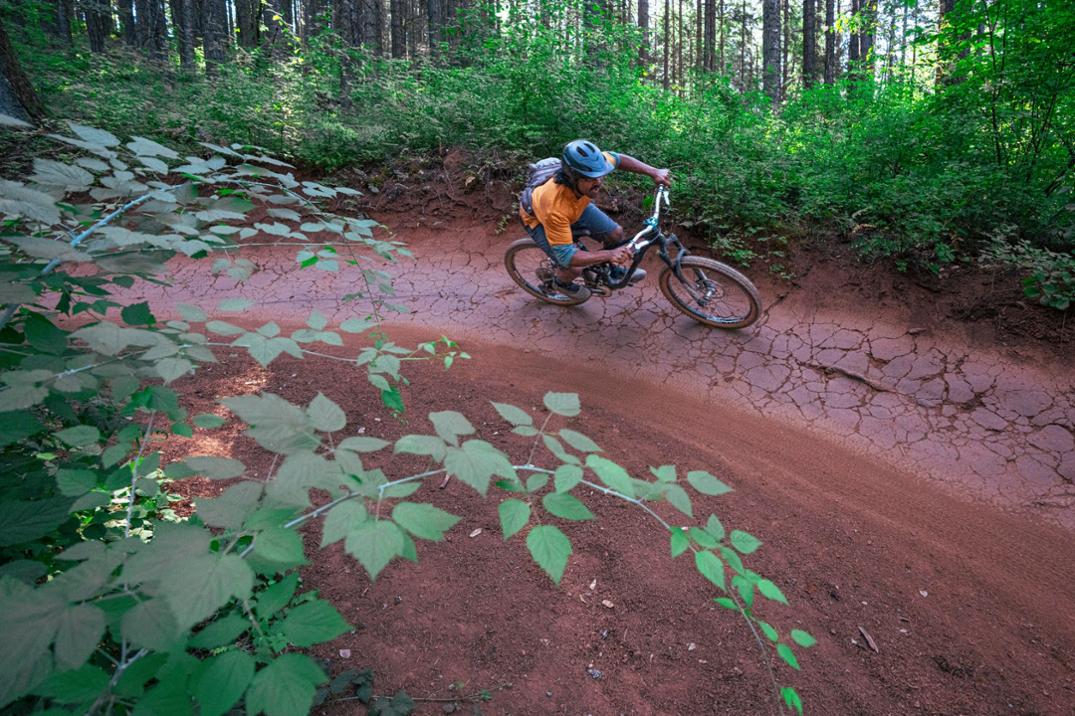 Location Image for Seral 7 Hydration Waist Pack