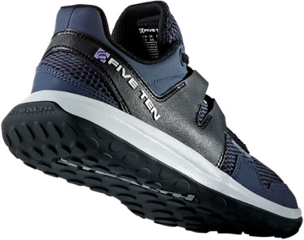 five ten womens approach shoes