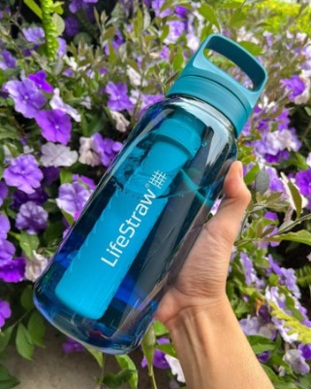 LifeStraw Go Series 1 L Water Filter Bottle - 33.8 fl. oz. 2