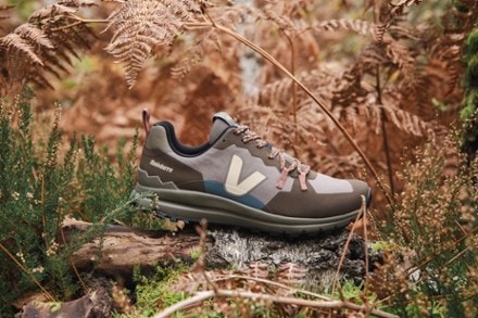 VEJA VEJA x Finisterre Fitz Roy Hiking Shoes - Women's 9