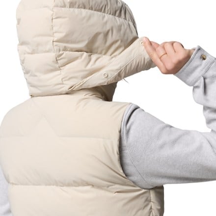 Columbia Amaze Puff Mid Hooded Down Vest - Women's 7
