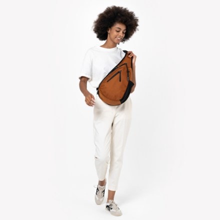 Sherpani Esprit AT Sling Bag 5