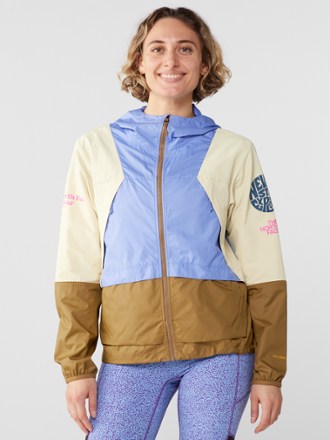 The North Face Trailwear Wind Whistle Jacket - Women's 1