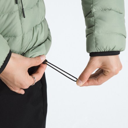 The North Face Classic Down Hooded Jacket - Women's 7