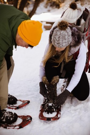 Yukon Charlie's Advanced Spin Snowshoes 6
