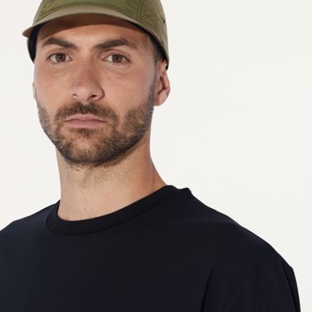CIRCLE Feel Good Run Track Long-Sleeve T-Shirt 2.0 - Men's 8