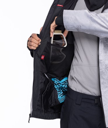 686 Hydrastash Reserve Insulated Jacket - Men's 5