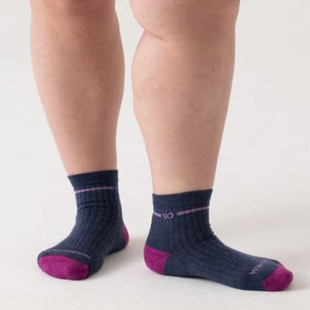 Wide Open Single Stripe Cushioned Quarter Socks - Women's 3