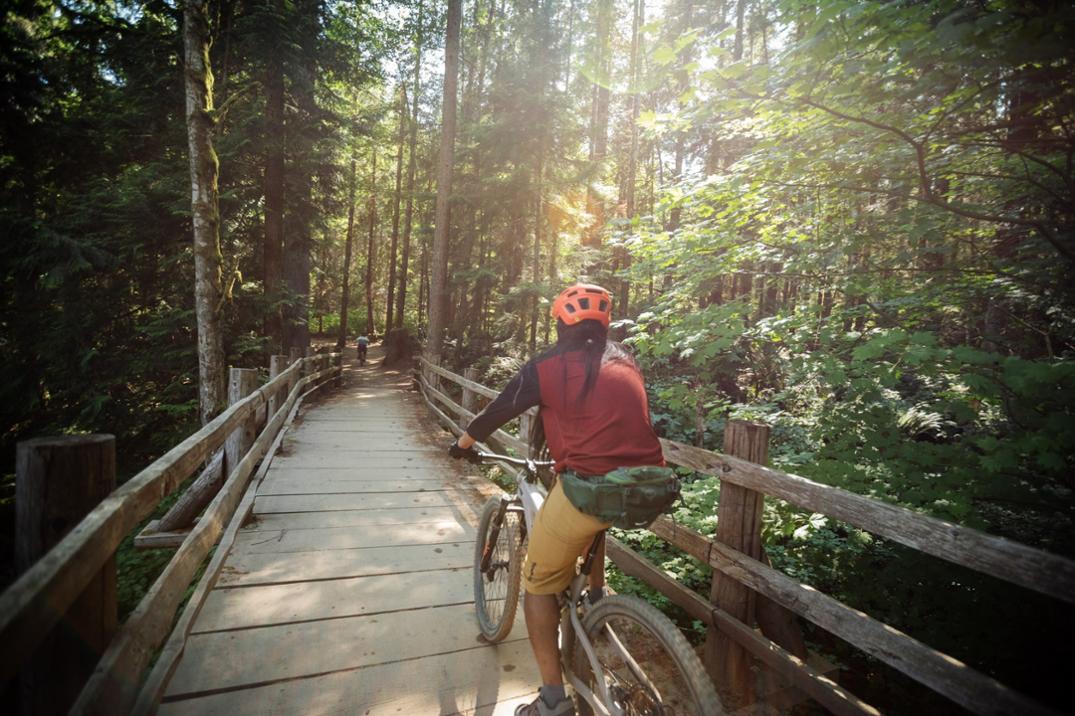 Location Image for Savu 5 Lumbar Pack