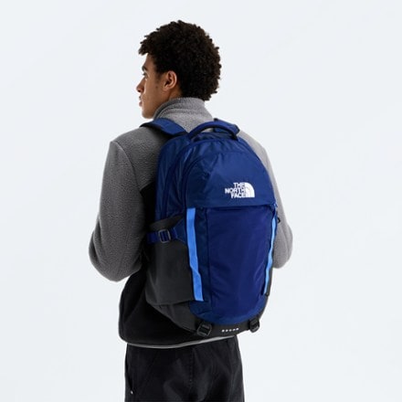 The North Face Recon Pack - Men's 3