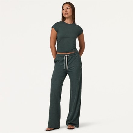 Vuori Halo Essential Wideleg Pants - Women's 3