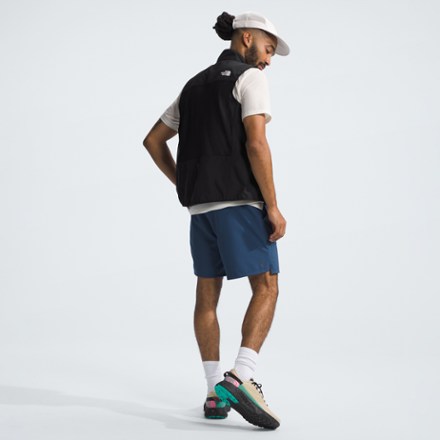The North Face Higher Run Wind Vest - Men's 4