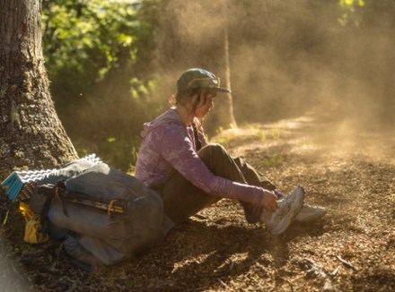 Location Image for Crater Lake Long-Sleeve Hoody - Women's