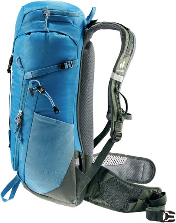 Deuter Trail 18 Pack - Men's 6