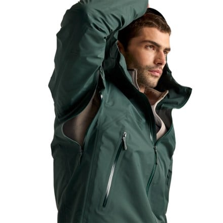 Arc'teryx Beta SL Jacket - Men's 7