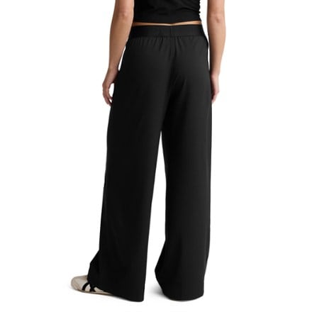 On Body Image of color Black