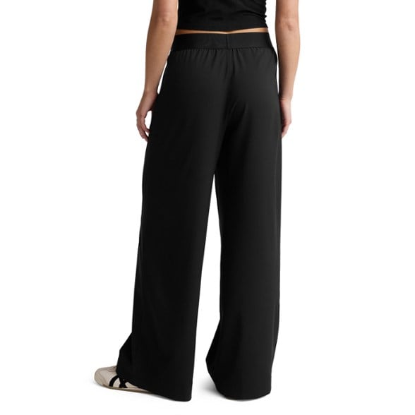On Body Image of color Black