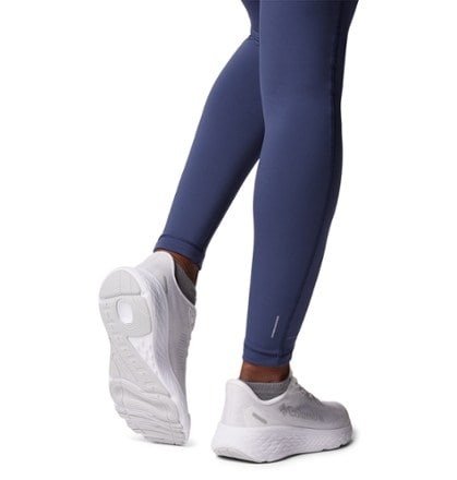 Columbia Konos Featherweight Road-Running Shoes - Women's 10