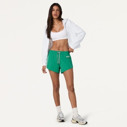 Vuori Clementine 4" Shorts - Women's 2