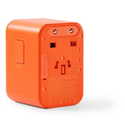 Matador Global Travel Adapter 1