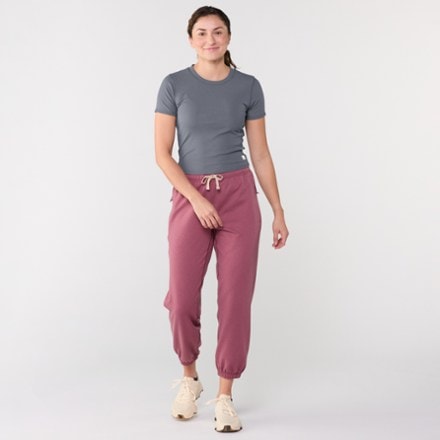 Vuori Pose Fitted T-Shirt - Women's 3