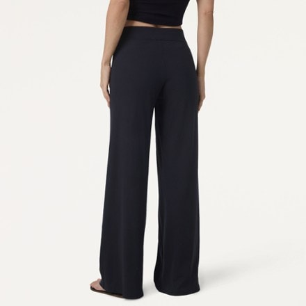 Vuori Pose Wideleg Pants - Women's 2